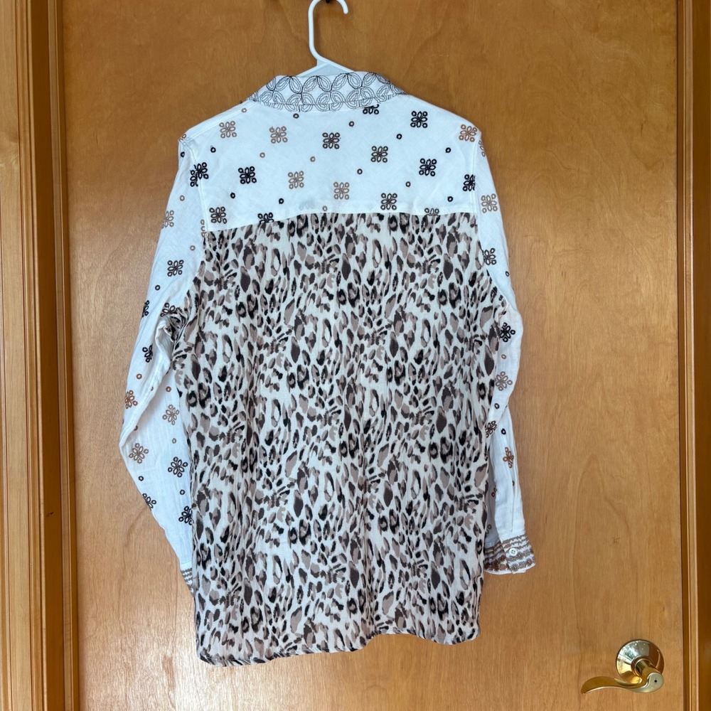 Soft Surroundings Talia Tunic White XL Embroidered Floral Long Sleeve Button - Picture 11 of 11
